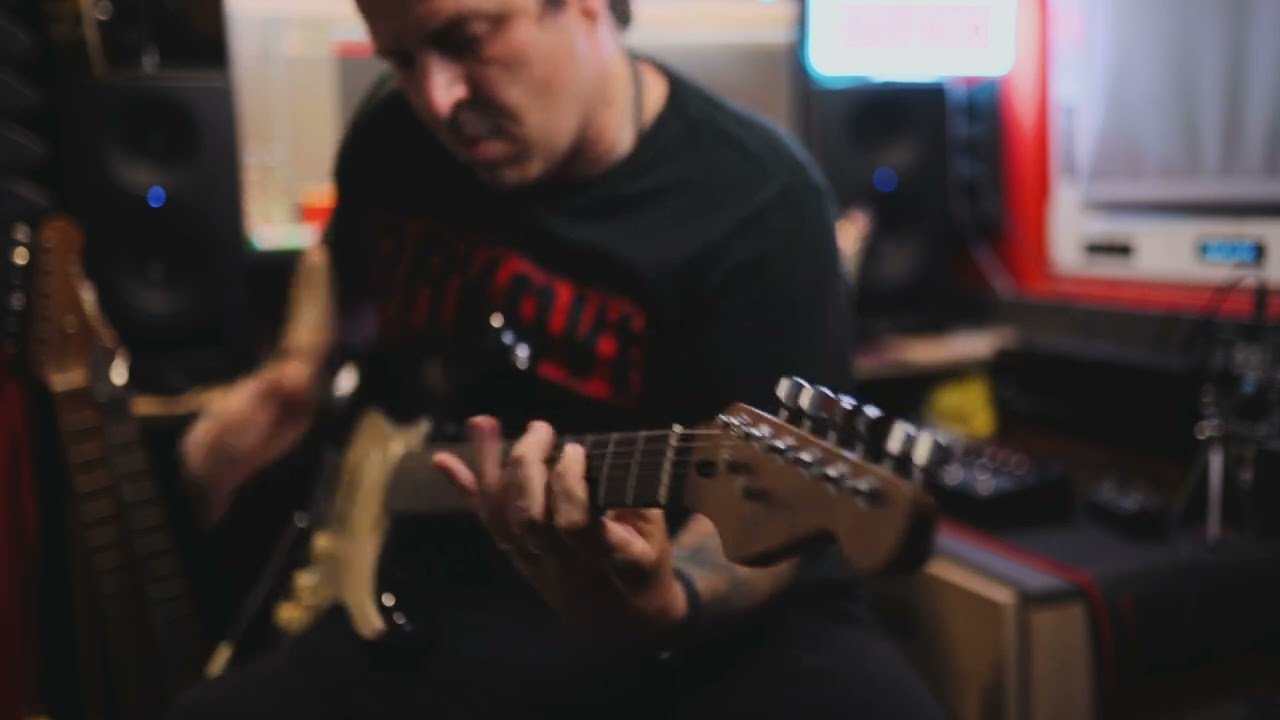 Igor Paspalj – Aklot ST Series Guitar demo